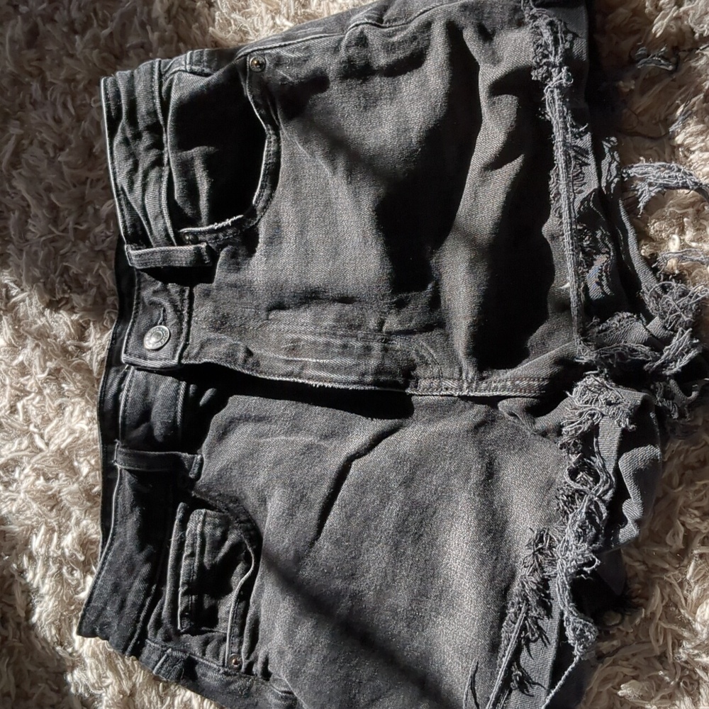 American Eagle Mom Short, Size 6, Black/Charcoal